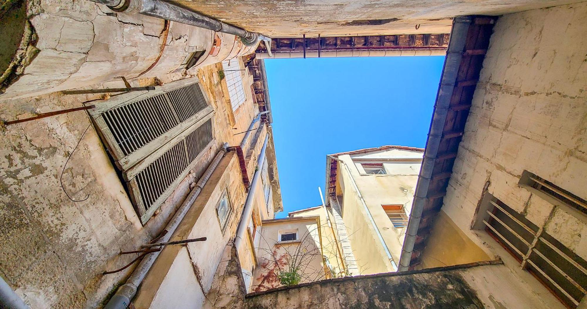 Palais Des Papes - + Cour Privative Appartement